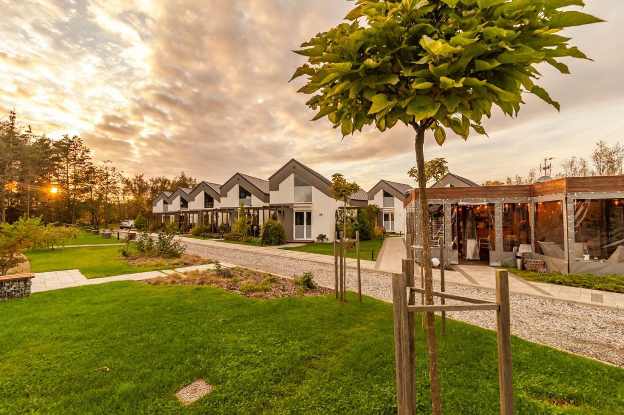 Baltic Natur Park - Holiday Resort นีคอร์เซ ภายนอก รูปภาพ